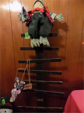 Frog and Wood Tree Decor