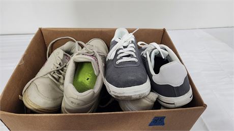 Box Of Shoes Size 8 & 8 1/2