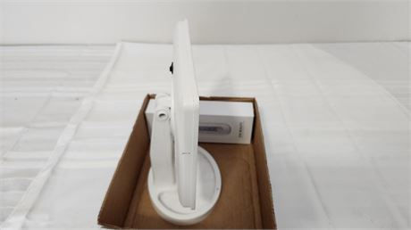 Mirror & Beauty Tool