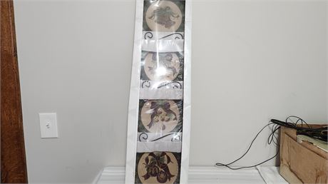 Set Of Decorative Christmas Plates.
