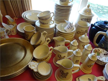Pfaltzgraff Dinner Set