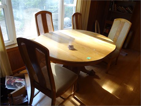 Table and 4 Chairs