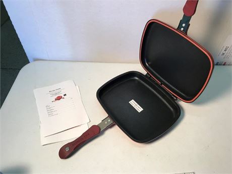 Flip 'n Cook Pan