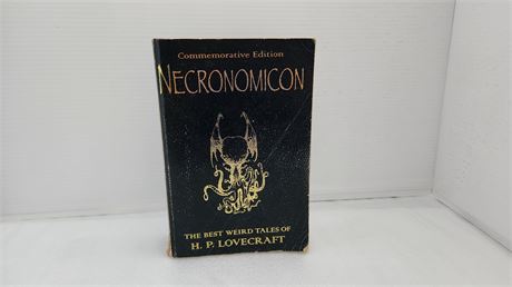 NECRONNOMICON The Best Wierd Tales Of H.P. Lovecraft