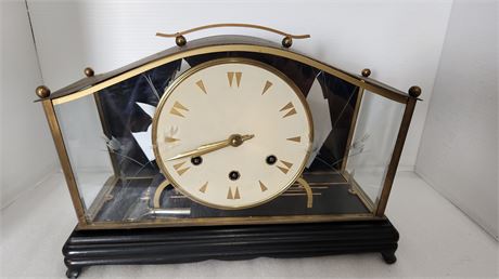 Suevia Mantel Clock. Made In West Germany.