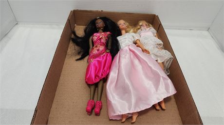 Lot Of Barbies