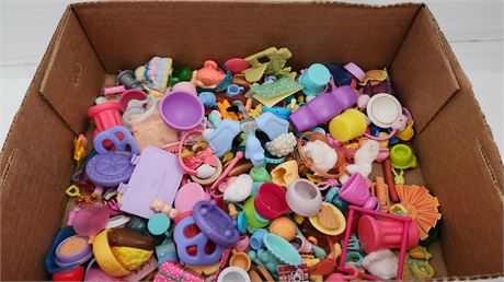 Lot Of Misc. Barbie Accesories