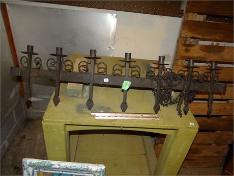 Another Gothic Look Metal Candle Holder