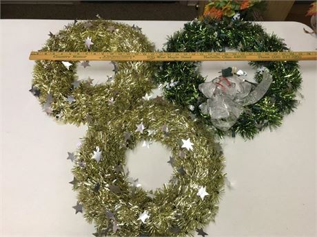 3 Foil Wreaths