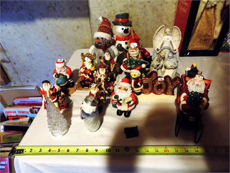 Christmas Santas, Santas Around the World