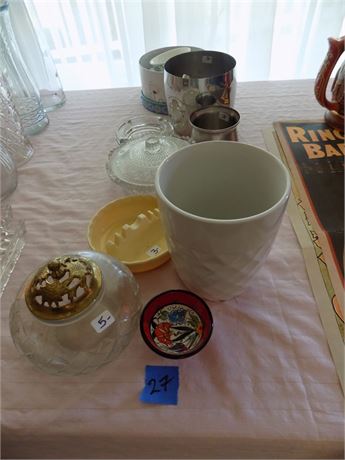 Vases, Houseware Jars, Ash Trays
