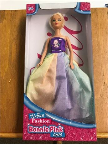 Bonnie Pink Chic Doll (Purple)