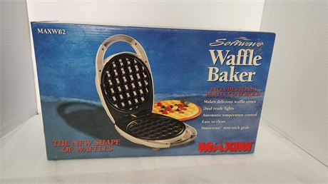 Soft Wave Waffle Maker. NEW
