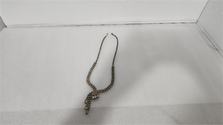 Vintage Rhinestone Necklace. No Missing stones