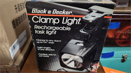 Rechargeable Clamp light