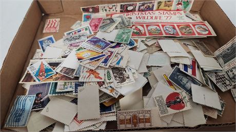 Loose Stamp Lot