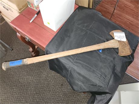 Warren Double Sided Ax 36 inch