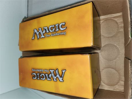 1 Magic The gathering Box With Cards & 1 Empty box