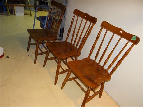 3 nice Maple Chairs