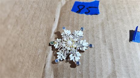 Snowflake Brooch