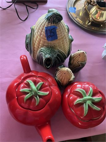Home Decor, Collectible Tea Pots