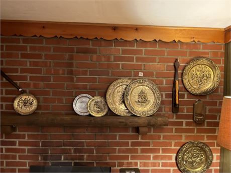 Vintage English Brass Tavern Plate, Decor