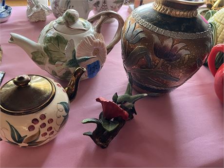 Home Decor, Collectible Tea Pots