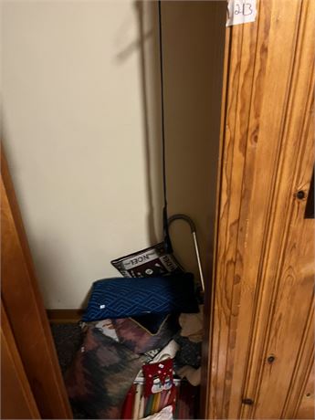 Closet Lot
