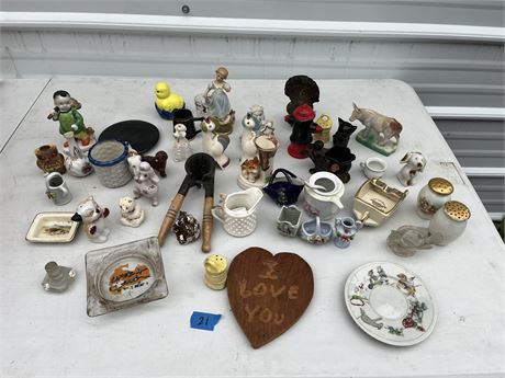 Figurines, Salt Pepper Shakers, misc