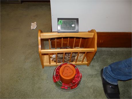 Magazine Rack As a Lot
