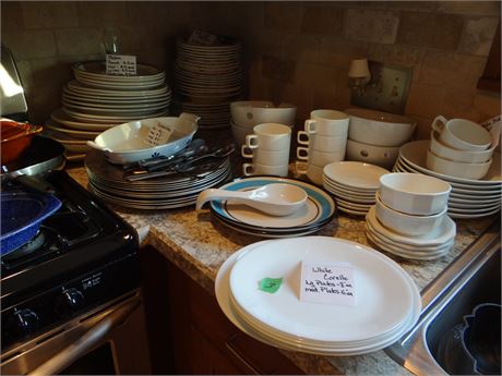 Casseroles & Plates Dishes