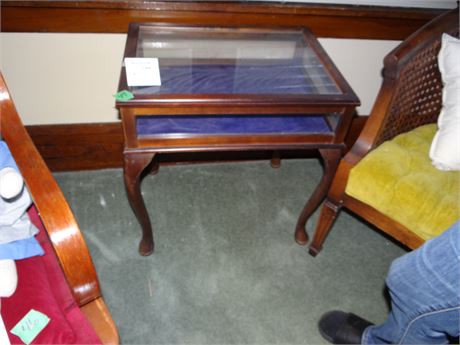 Showcase Table