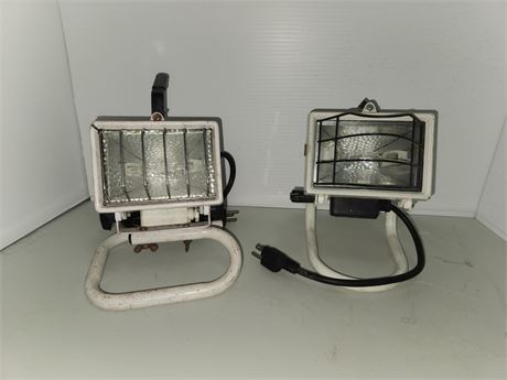 2 Lights. 1 Works