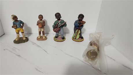 African American Statues. 1 Has Broken finger. Included In Ziplock Bag