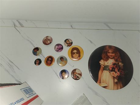 Lot Of Micheal Jackson Buttons & Mirror