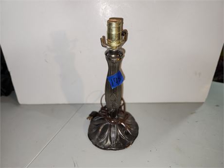 Vintage Light No Lamp Shade