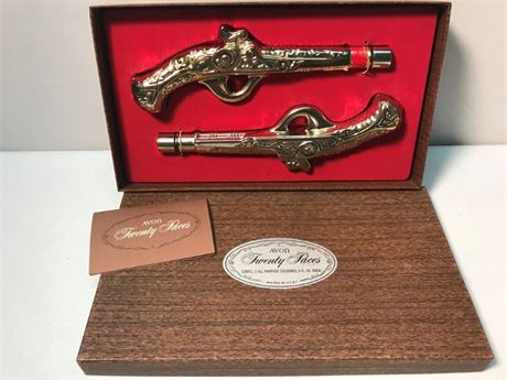 Avon Twenty Paces Dueling Pistols Bottles