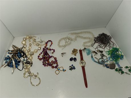 Lot Of Jewelry