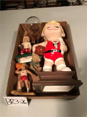Flat of Sport Figurines