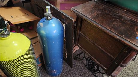 Blue Scuba Diving Oxygen tank