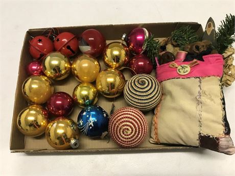 Flat of Christmas Misc.