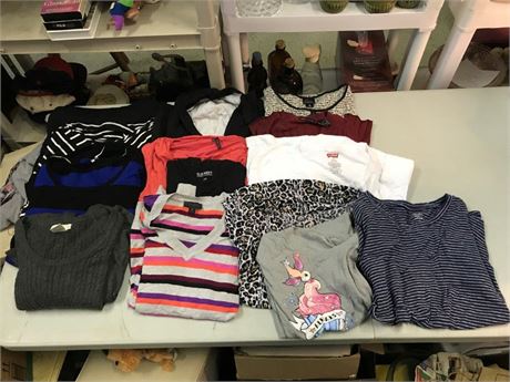 Womens Clothing Tops (Various Sizes)