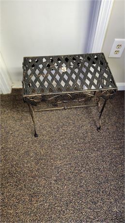Small Metal Plant stand