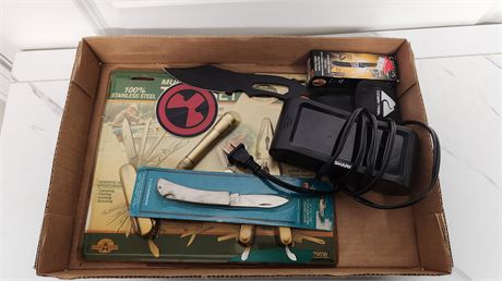 Knives & Tools