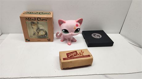Salt & Pepper & Headphones & Misc. Items