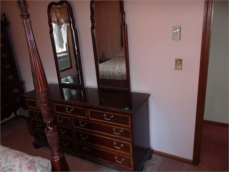 Thomasville Bedroom Furniture