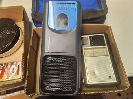 2 Radios