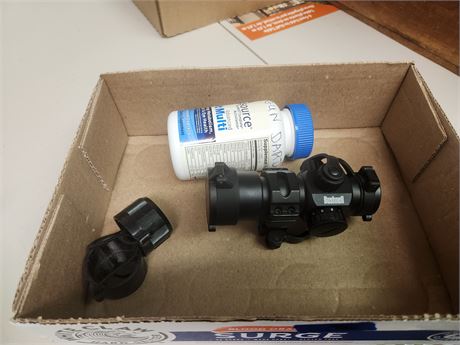 Bushnell TRS-32 Red Dot Scope & Darts
