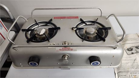 Kenyon Homestrand Alcohol Stove. Model 205-A