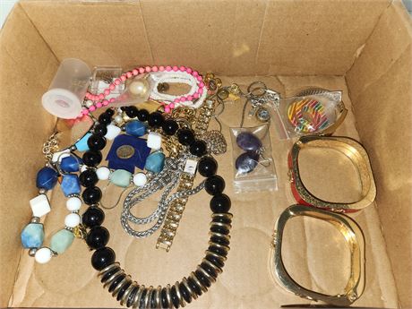 Lot Of Jewelry